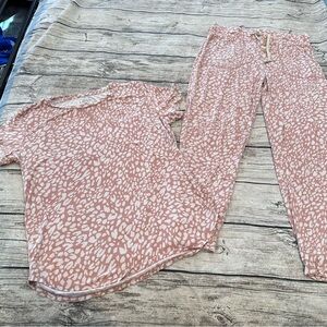 Lates by Kate Pink Leopard Patterned Modal Blend Pajamas Size Medium
